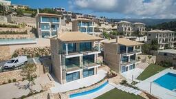 Reynaers Aluminium - Seaside villas Syvota Greece - Project movie