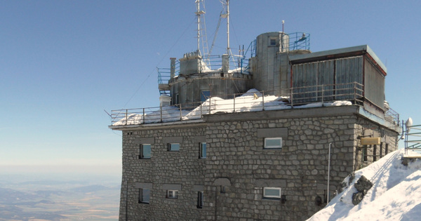 Chráníme observatoř na vrcholku Lomnického štítu – RI OKNA